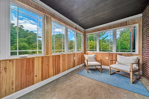 Exterior - 1019 Halliahurst Ave, Vinton, VA 24179 photo 4 of 14