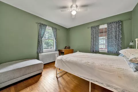 Bedroom - 1019 Halliahurst Ave, Vinton, VA 24179 photo 1 of 5