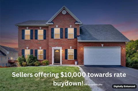 2914 Adam Dr, Vinton, VA 24179