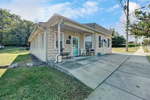 1217 10th St NW, Roanoke, VA 24016