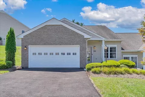 255 Slate Creek Dr NW, Christiansburg, VA 24073
