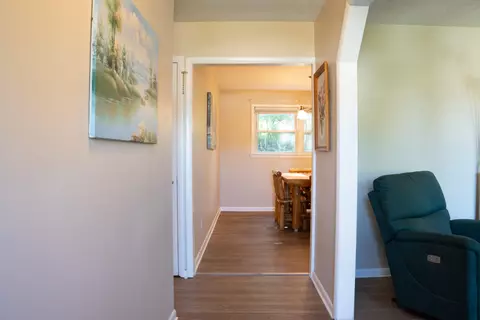 Entry Way - 3545 Orange Ave NE, Roanoke, VA 24012 photo 1 of 2