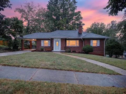 4401 Hilltop Dr, Lynchburg, VA 24502