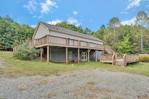 15 Acres Ln, Wirtz, VA 24184