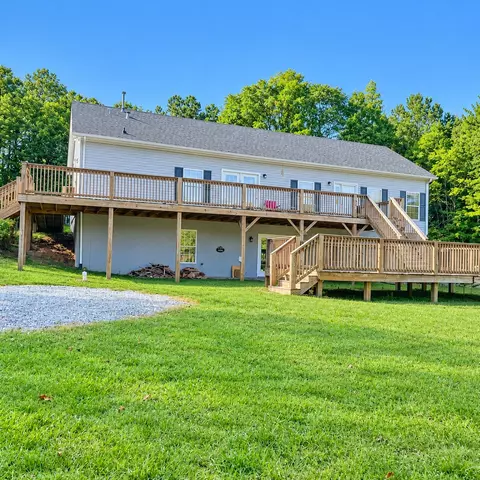 15 Acres Ln, Wirtz, VA 24184