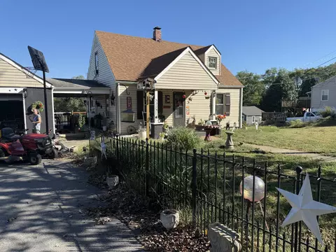 3324 Bandy Rd, Roanoke, VA 24014