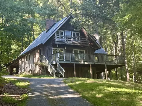7327 Fort Mason Dr, Roanoke, VA 24018