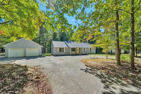 1264 Jamestown Rd, Rocky Mount, VA 24151