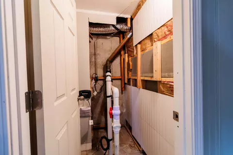 Other - 635 E Augusta Ave, Vinton, VA 24179 photo 13 of 17