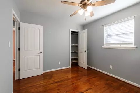 Bedroom - 635 E Augusta Ave, Vinton, VA 24179 photo 5 of 5