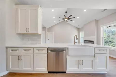 Kitchen - 45 Summerfield Rd, Hardy, VA 24101 photo 1 of 2