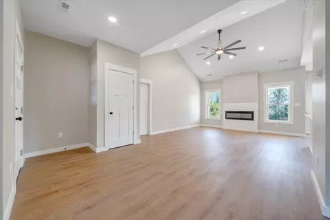 Living - 45 Summerfield Rd, Hardy, VA 24101 photo 4 of 8