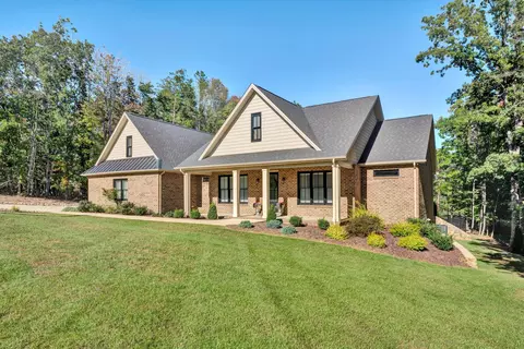 510 Thornblade Way, Blue Ridge, VA 24064