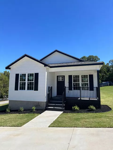 1005 Fentress St NW, Roanoke, VA 24017