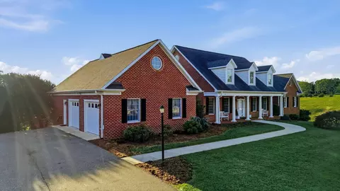 Exterior - 1478 Cifax Rd, Forest, VA 24551 photo 12 of 17