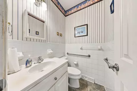 Bath - 1478 Cifax Rd, Forest, VA 24551 photo 1 of 6