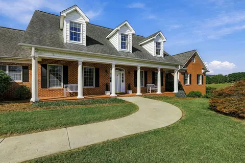 Exterior - 1478 Cifax Rd, Forest, VA 24551 photo 3 of 17