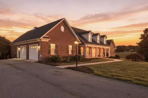 Exterior - 1478 Cifax Rd, Forest, VA 24551 photo 2 of 17