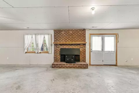 Living - 1478 Cifax Rd, Forest, VA 24551 photo 6 of 6