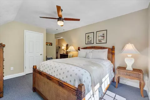 Bedroom - 203 Windcrest Dr, Vinton, VA 24179 photo 6 of 7