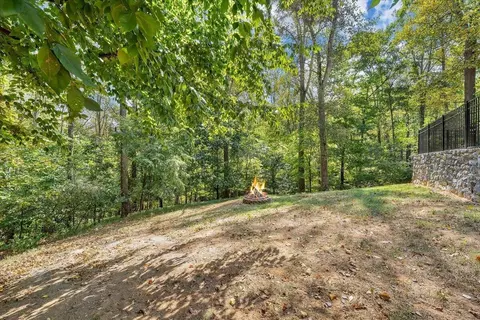 Exterior - 203 Windcrest Dr, Vinton, VA 24179 photo 13 of 22