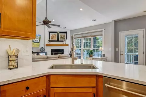 Kitchen - 203 Windcrest Dr, Vinton, VA 24179 photo 2 of 4