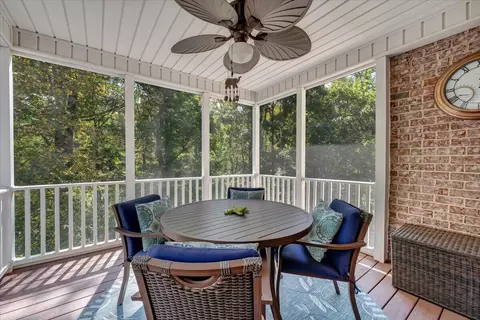 Exterior - 203 Windcrest Dr, Vinton, VA 24179 photo 2 of 22