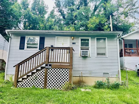 1314 Gilmer Ave NW, Roanoke, VA 24017