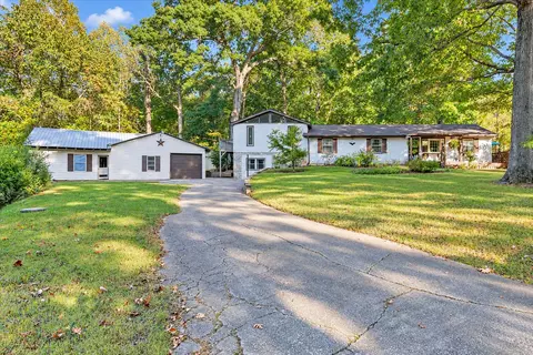 Exterior - 1182 Rabbit Dr, Thaxton, VA 24174 photo 2 of 22