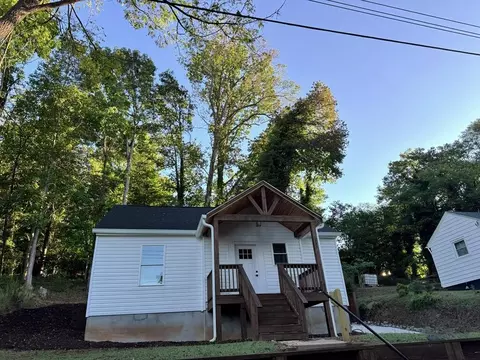1227 Ranson Rd, Martinsville, VA 24112