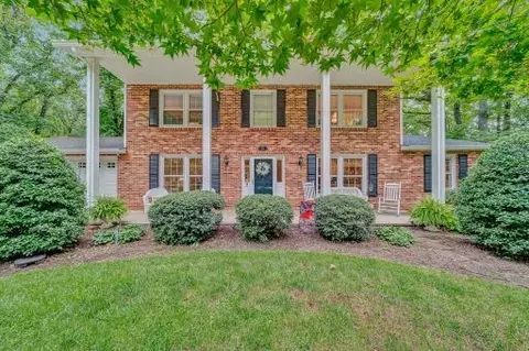 6721 Crowell Gap Rd, Roanoke, VA 24014