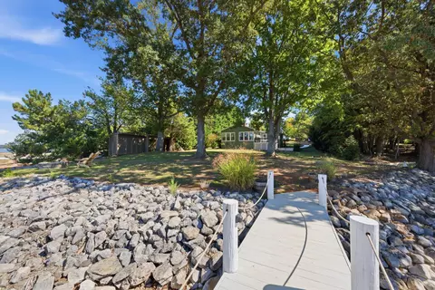 Exterior - 289 Anthony Ford Rd, Penhook, VA 24137 photo 9 of 18