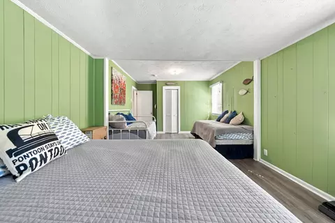 Bedroom - 289 Anthony Ford Rd, Penhook, VA 24137 photo 2 of 5