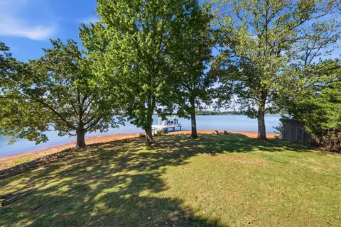 Exterior - 289 Anthony Ford Rd, Penhook, VA 24137 photo 4 of 18