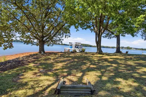 Exterior - 289 Anthony Ford Rd, Penhook, VA 24137 photo 5 of 18