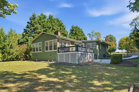 Exterior - 289 Anthony Ford Rd, Penhook, VA 24137 photo 3 of 18