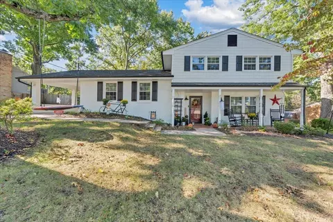 2831 Westclub Dr, Salem, VA 24153