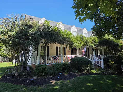 1505 Ashley Dr, Salem, VA 24153