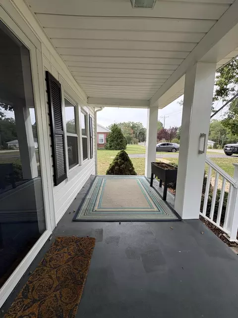 Exterior - 208 Prospect Rd, Hurt, VA 24563 photo 6 of 9