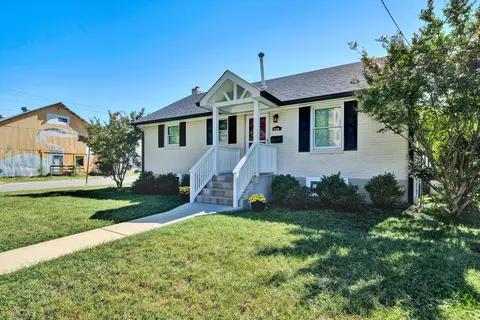 816 Howbert Ave SW, Roanoke, VA 24015
