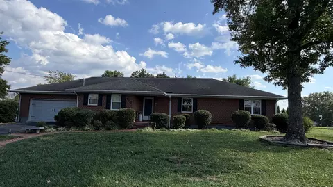 817 Ridgecrest Dr, Roanoke, VA 24019