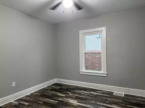 Bedroom - 352 E Prospect St, Covington, VA 24426 photo 1 of 4