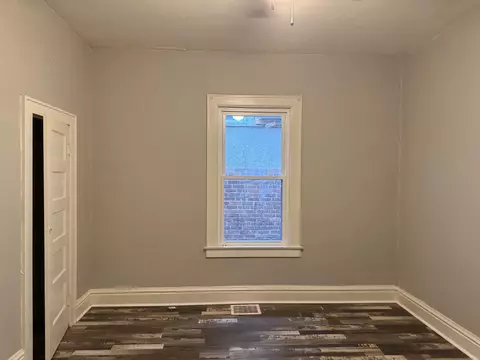 Bedroom - 352 E Prospect St, Covington, VA 24426 photo 2 of 4