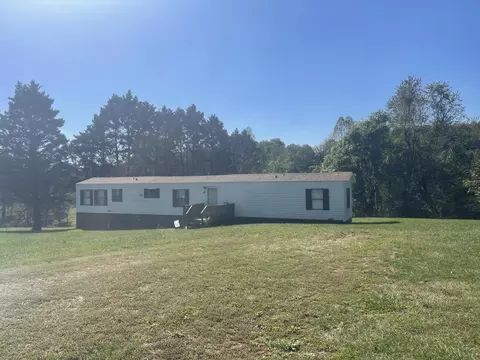 109-111 Dove Valley Dr, Goodview, VA 24095 photo 3