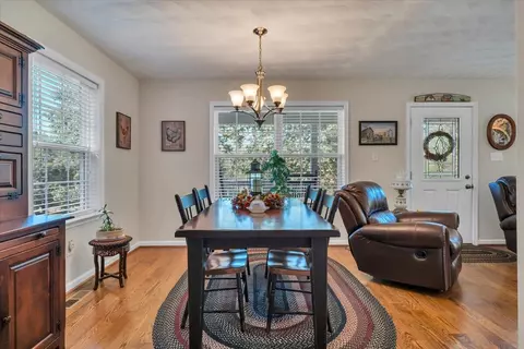 Dining - 2846 Pendleton Rd, Thaxton, VA 24174 photo 1 of 3