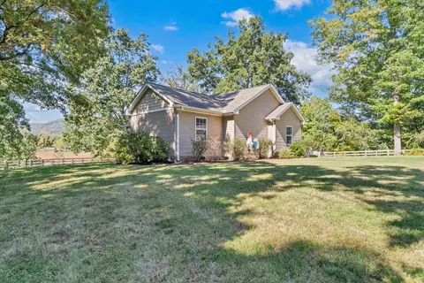 Exterior - 2846 Pendleton Rd, Thaxton, VA 24174 photo 31 of 62