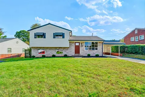 Exterior - 3343 Trinkle Ave NW, Roanoke, VA 24012 photo 8 of 9