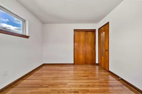 Bedroom - 3343 Trinkle Ave NW, Roanoke, VA 24012 photo 4 of 6