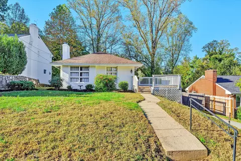 Exterior - 542 Dillard Rd SW, Roanoke, VA 24014 photo 2 of 15