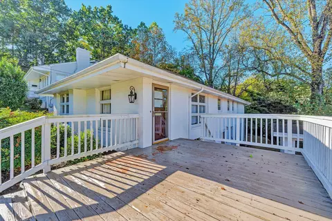 Exterior - 542 Dillard Rd SW, Roanoke, VA 24014 photo 5 of 15